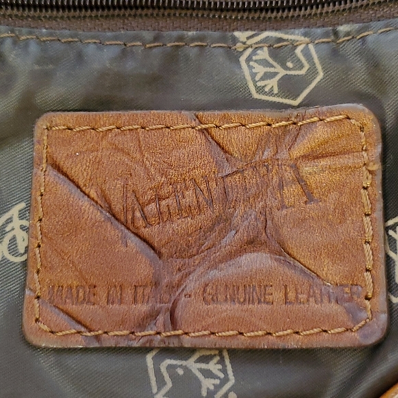Valentina Purse, Made in Italy. Genuine Leather. - Picture 7 of 11